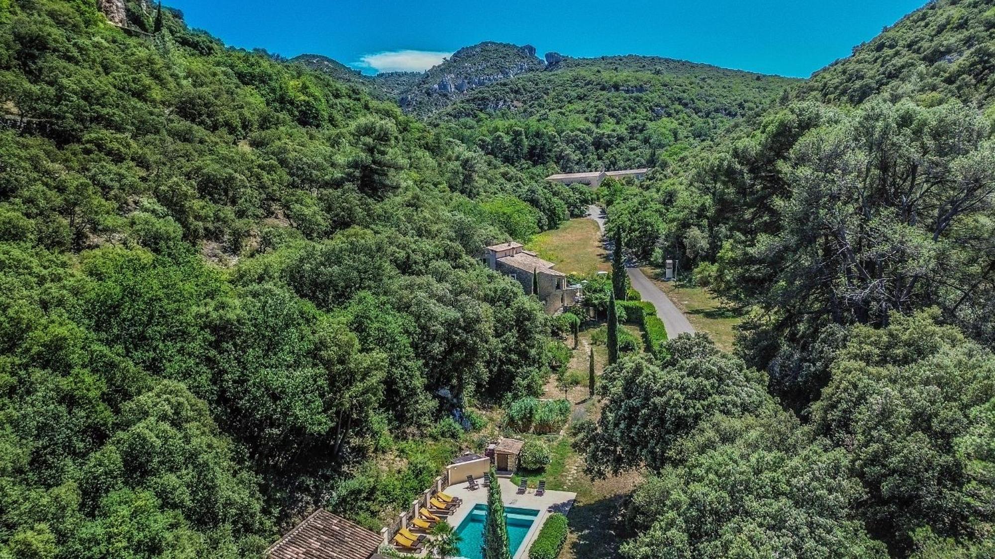 La Bergerie Pradel Bed and Breakfast Le Beaucet Εξωτερικό φωτογραφία
