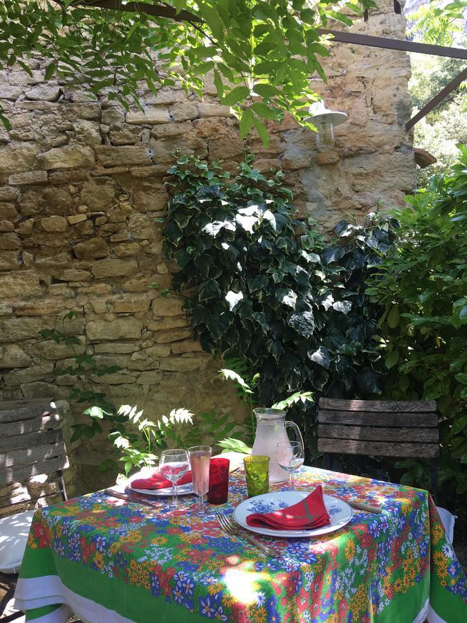 La Bergerie Pradel Bed and Breakfast Le Beaucet Δωμάτιο φωτογραφία