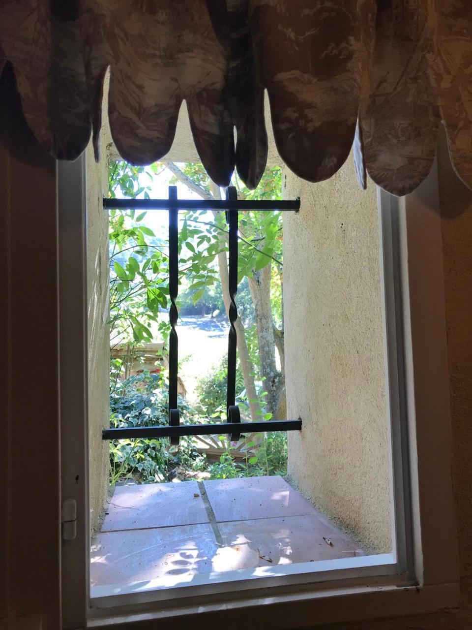 La Bergerie Pradel Bed and Breakfast Le Beaucet Εξωτερικό φωτογραφία