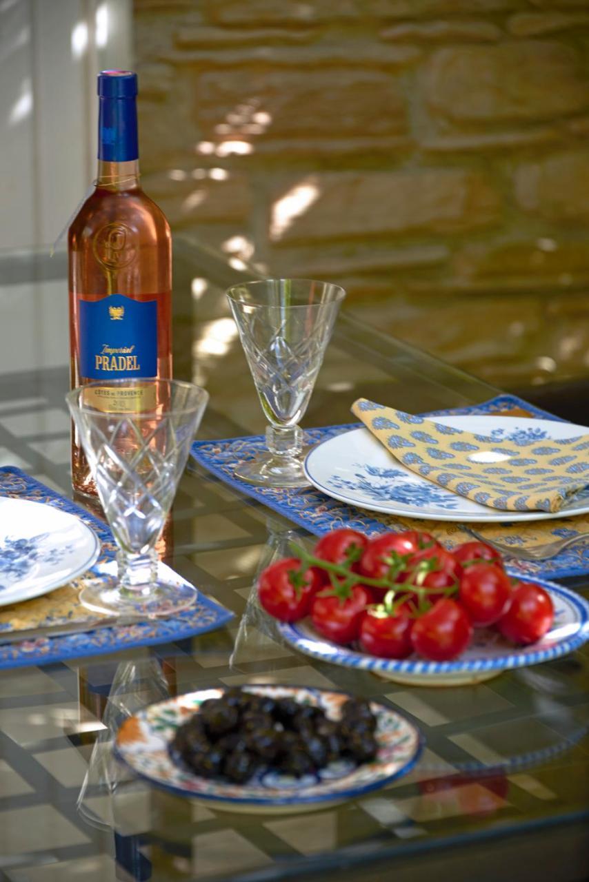 La Bergerie Pradel Bed and Breakfast Le Beaucet Εξωτερικό φωτογραφία